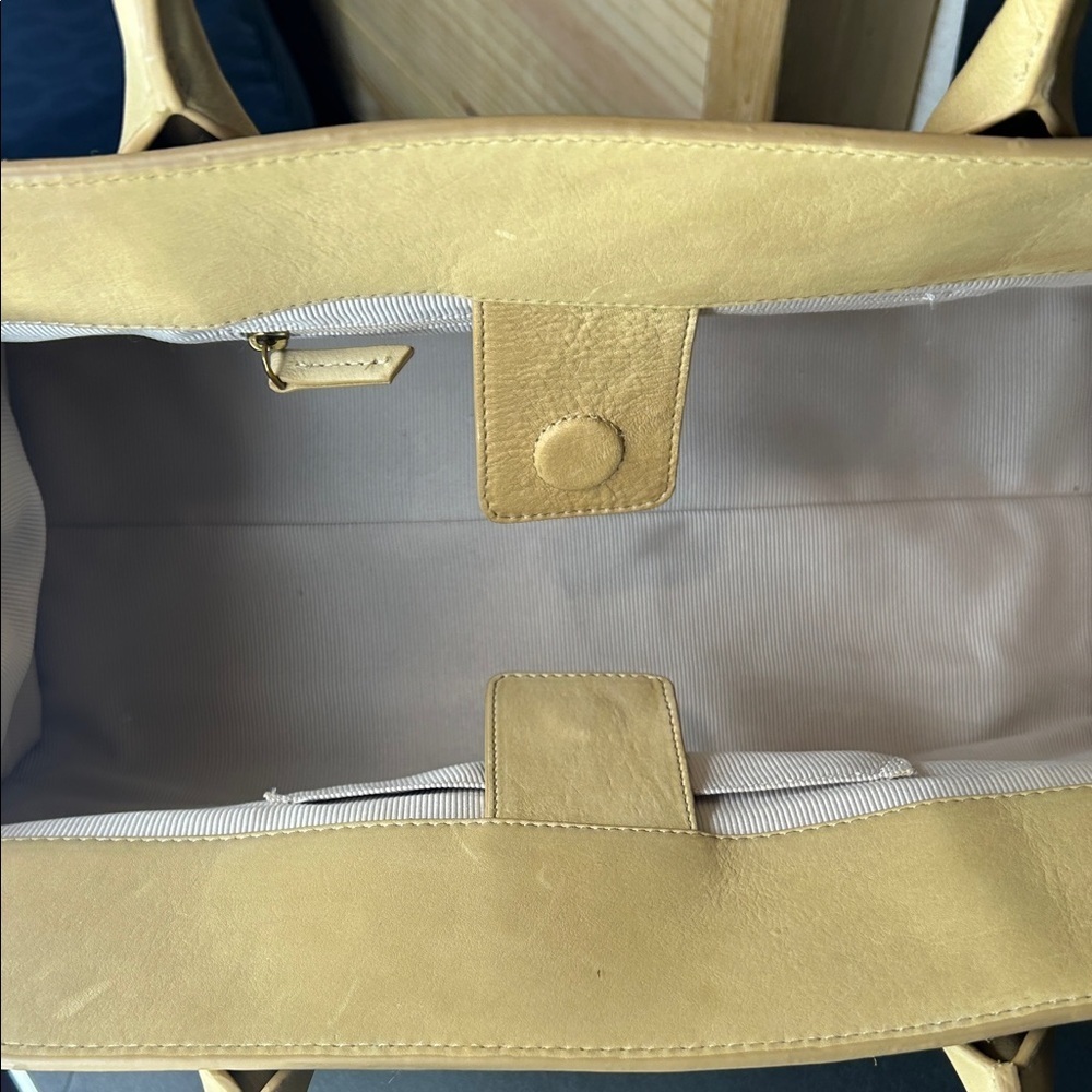 Margot New York Chic Beige Leather Satchel - Picture 7 of 15